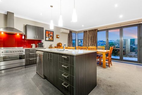 Photo of property in 114 Navigation Drive, Whitby, Porirua, 5024