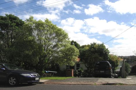 Photo of property in 2/21 William Souter Street, Forrest Hill, Auckland, 0620