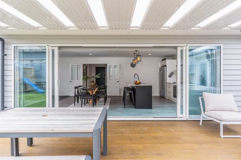 Photo of property in 119 Melksham Drive, Churton Park, Wellington, 6037