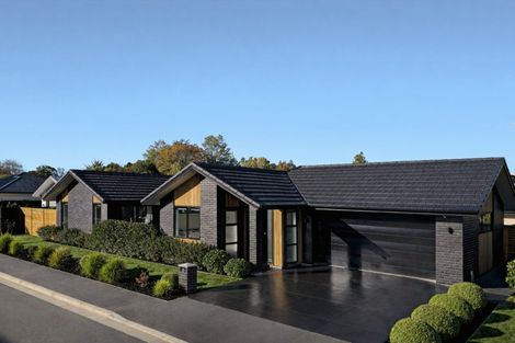 Photo of property in 2 Graeme Cooper Lane, Avonhead, Christchurch, 8042