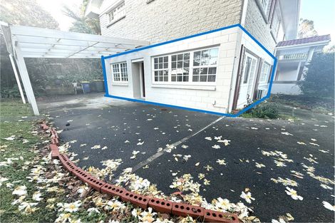 Photo of property in 82 Woodlands Crescent, Browns Bay, Auckland, 0630