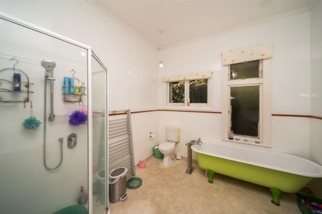 Photo of property in 12 Puriri Street, Hawera, 4610