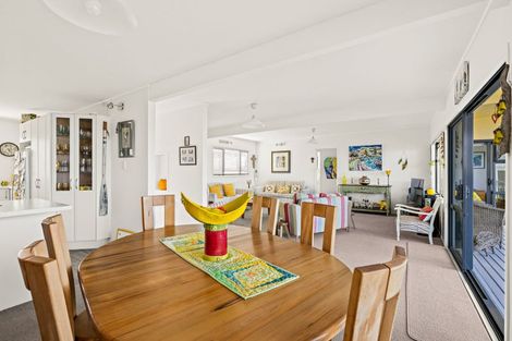 Photo of property in 4 Kotuku Place, Snells Beach, 0920