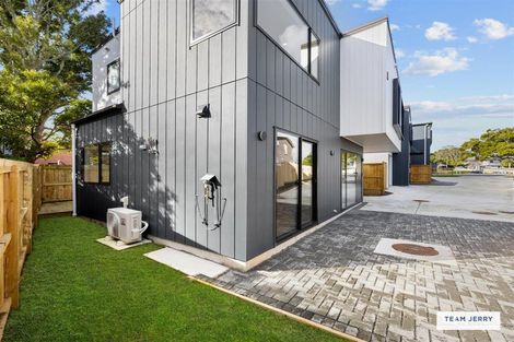 Photo of property in 339b Bucklands Beach Road, Bucklands Beach, Auckland, 2012