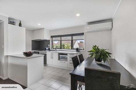 Photo of property in 26 Kevale Place, Manurewa, Auckland, 2102