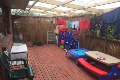 Photo of property in 13 Ciprian Place, Henderson, Auckland, 0612