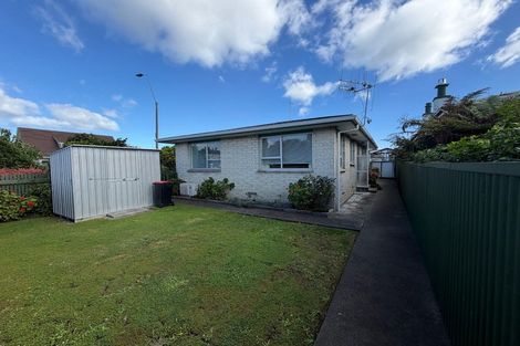 Photo of property in 1/701 Saint Aubyn, Saint Leonards, Hastings, 4120