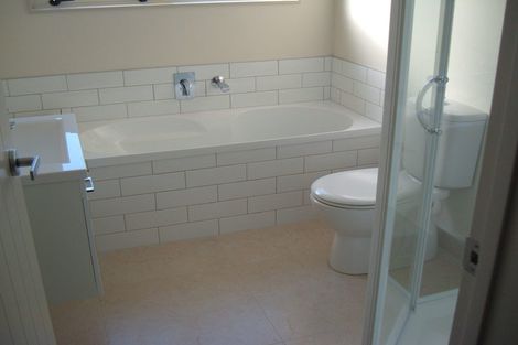 Photo of property in 175 Rathgar Road, Henderson, Auckland, 0610