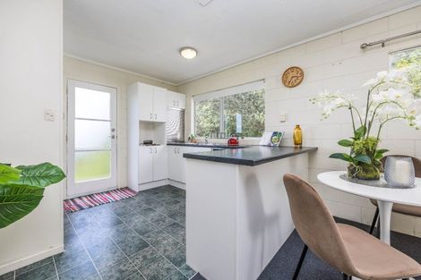 Photo of property in 19a/5 Verbena Road, Birkdale, Auckland, 0626