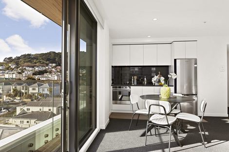 Photo of property in Alpha Apartments, 703/4u Elizabeth Street, Mount Victoria, Wellington, 6011