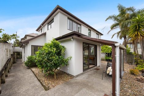 Photo of property in 34a Bleakhouse Road, Howick, Auckland, 2014