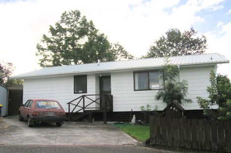 Photo of property in 29 Glen Close, Glen Eden, Auckland, 0602