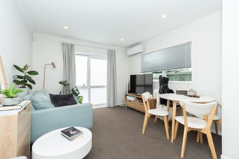 Photo of property in 24/10u Burrows Place, Frankton, Hamilton, 3204