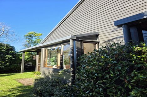 Photo of property in 11 Cannon Street, Westown, New Plymouth, 4310