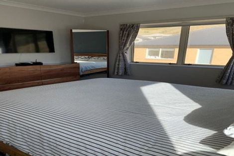 Photo of property in 39a Erlestoke Crescent, Churton Park, Wellington, 6037