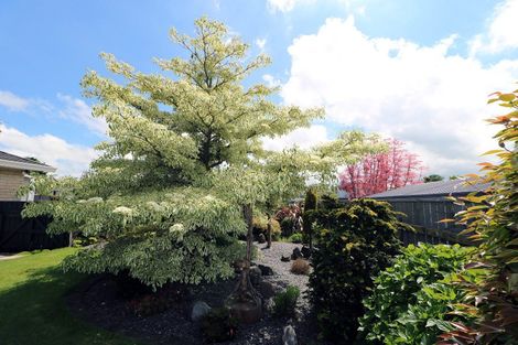 Photo of property in 26 Oberon Street, Stratford, 4332