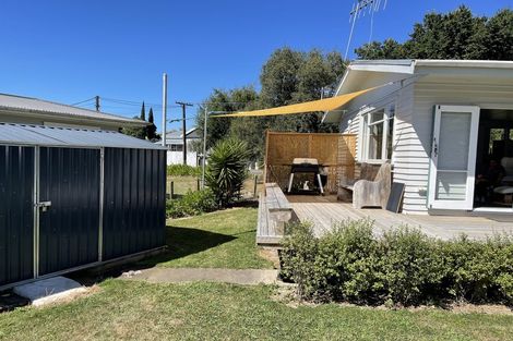 Photo of property in 5 Watts Road, Waipawa, 4210