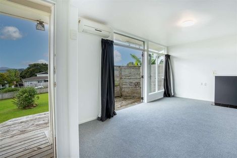 Photo of property in 24 Seon Place, Birkdale, Auckland, 0626