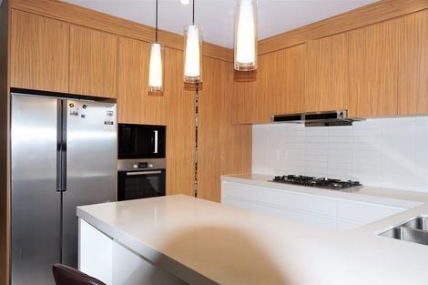 Photo of property in 83a Lake Road, Northcote, Auckland, 0627