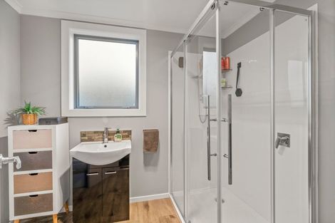 Photo of property in 98 Salford Street, Windsor, Invercargill, 9810