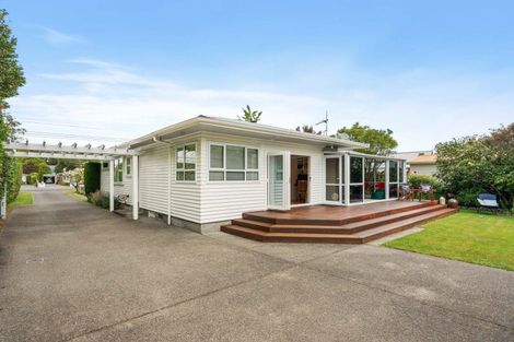 Photo of property in 124 West Street, Greytown, 5712