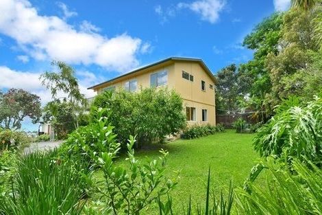 Photo of property in 35a Elliston Crescent, Stanmore Bay, Whangaparaoa, 0932