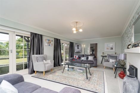 Photo of property in 10 Chamberlain Road, Masterton, 5810