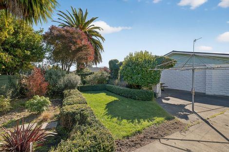 Photo of property in 7 Talltree Avenue, Avonhead, Christchurch, 8042