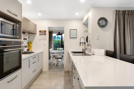 Photo of property in 132 Hagart-alexander Drive, Mosgiel, 9024