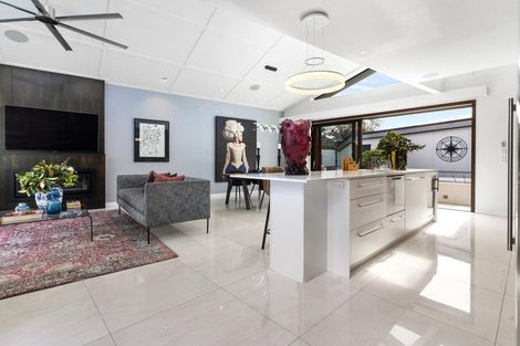 Photo of property in 7 Ngahere Street, Fendalton, Christchurch, 8041