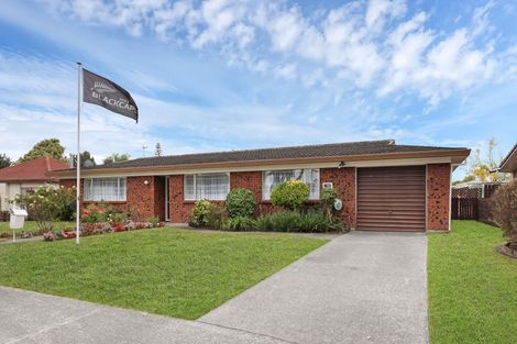 Photo of property in 5 Kirrama Place, Conifer Grove, Takanini, 2112