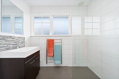 Photo of property in 37 Keegan Drive, Massey, Auckland, 0614