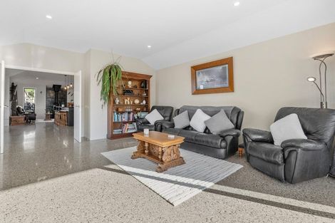 Photo of property in 9 Goddard Way, Sawyers Bay, Port Chalmers, 9023