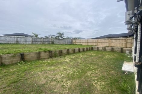 Photo of property in 19 Wheriko Avenue, Glenbrook, 2681