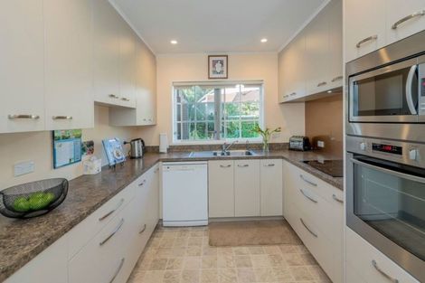 Photo of property in 6 Paretai Grove, Waikanae, 5036