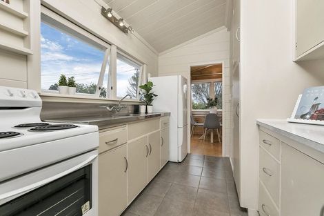 Photo of property in 1/217 Eskdale Road, Birkenhead, Auckland, 0626