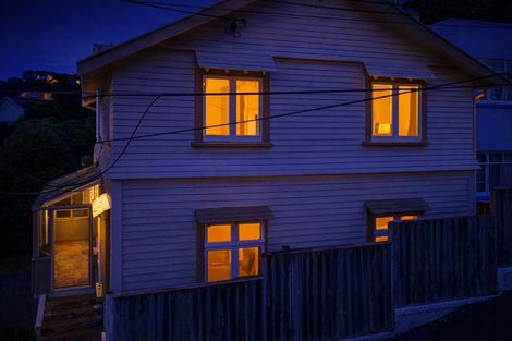 Photo of property in 5 Lewisville Terrace, Thorndon, Wellington, 6011