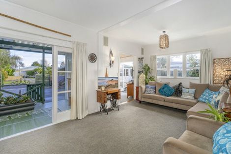 Photo of property in 11 Dundas Street, Whitianga, 3510