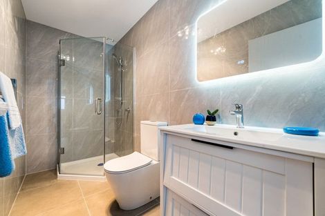 Photo of property in 13a Renata Crescent, Te Atatu Peninsula, Auckland, 0610