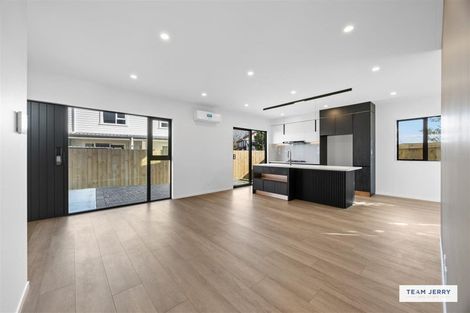 Photo of property in 339b Bucklands Beach Road, Bucklands Beach, Auckland, 2012