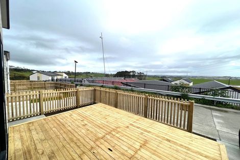 Photo of property in 34 Neretva Avenue, Massey, Auckland, 0614