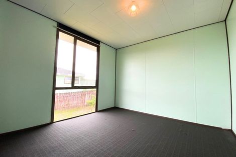 Photo of property in 141 Moire Road, West Harbour, Auckland, 0618