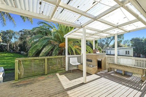 Photo of property in 12 Nield Road, Manurewa, Auckland, 2102
