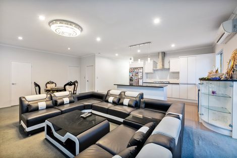 Photo of property in 6 Jezero Drive, Massey, Auckland, 0614