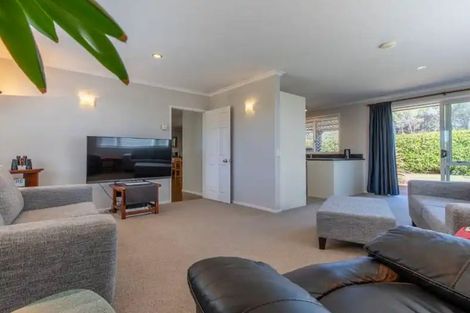 Photo of property in 60 John Norrie Place, Motuoapa, Turangi, 3382