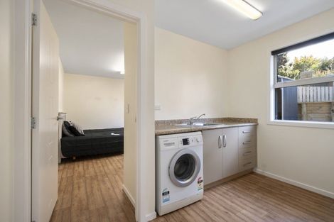 Photo of property in 4 Feltham Street, Hunterville, 4730