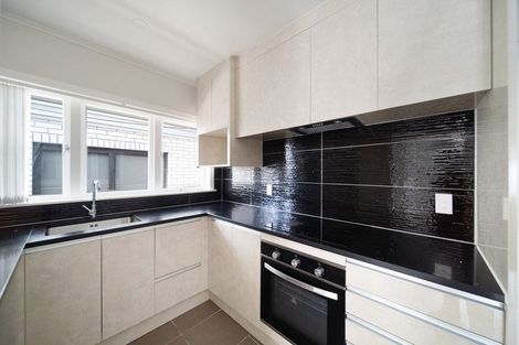 Photo of property in 51 Hallberry Road, Mangere East, Auckland, 2024