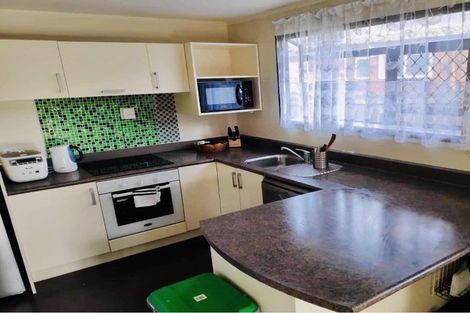 Photo of property in 11 Akehurst Avenue, New Lynn, Auckland, 0600