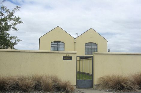 Photo of property in 99 Charles Street, Blenheim, 7201