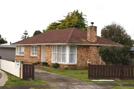 Photo of property in 14 Geoffrey Place, Mangere East, Auckland, 2024